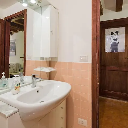 Apartamento Ai Salici 2 In The Heart Of Verona! *
